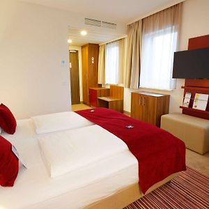 Zimmer mit zwei Einzelbetten